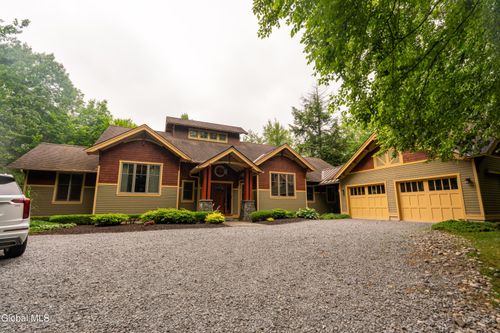 22 Kendrick Hill Rd, Saratoga Springs, NY, 12866-6807 | Card Image