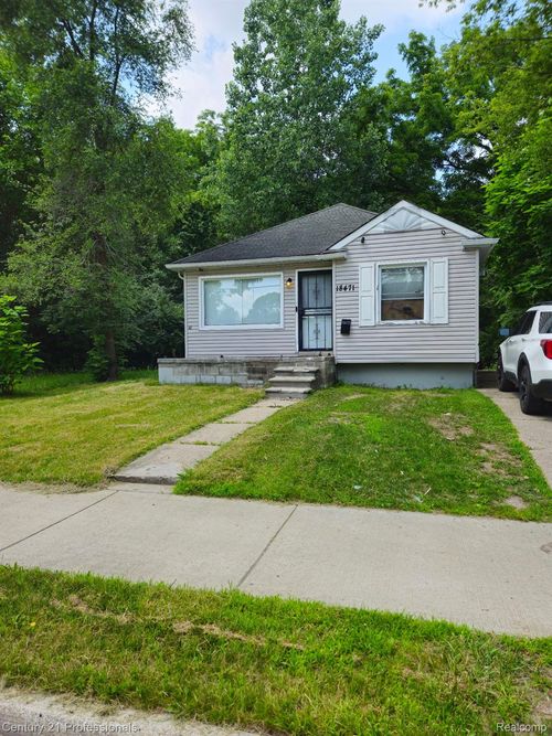 18471 Trinity St, Detroit, MI, 48219-2432 | Card Image