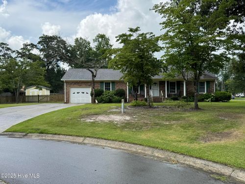 6 Running Branch Dr, Havelock, NC, 28532-2931 | Card Image