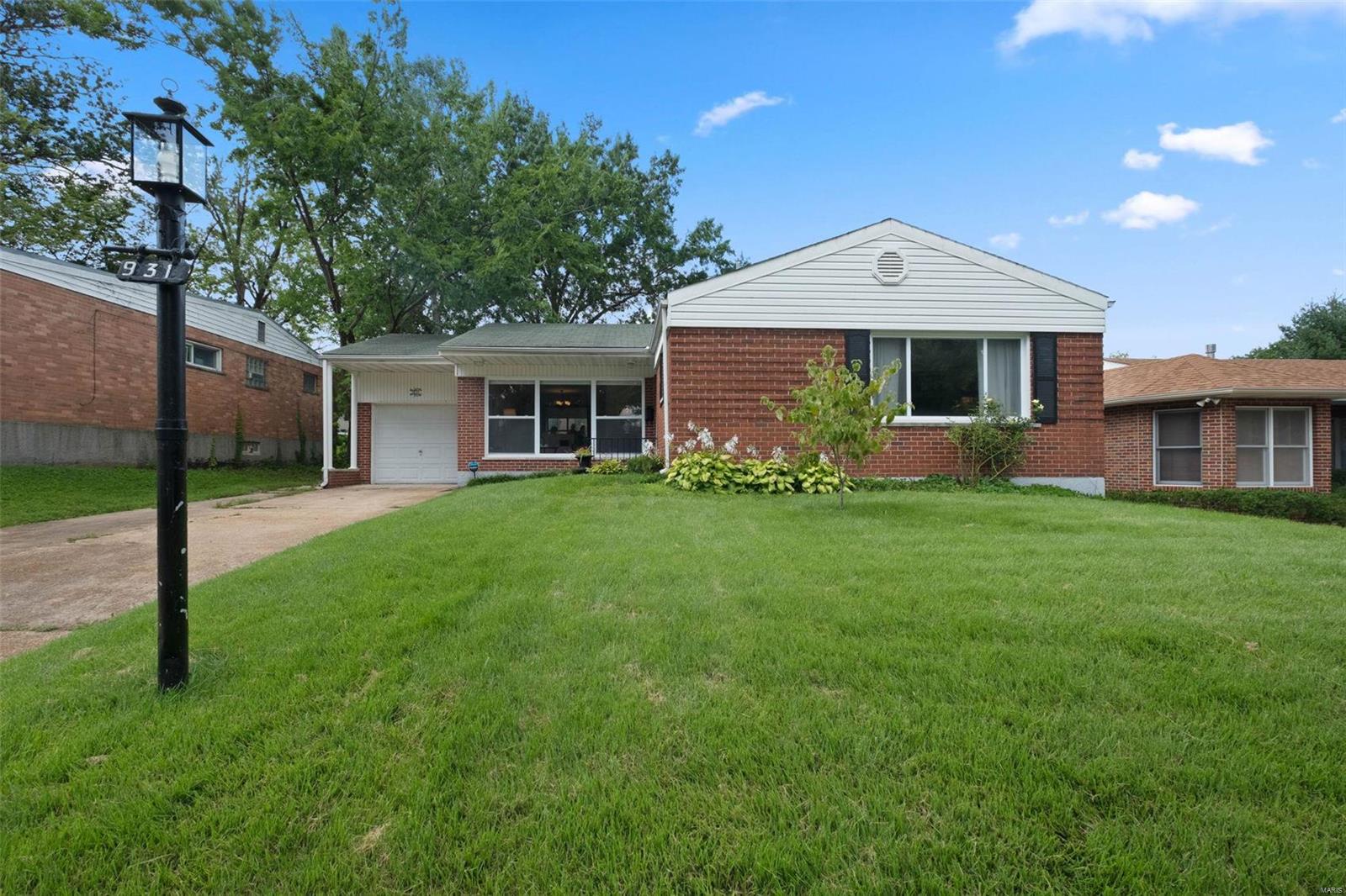 Mulberry Ln, Saint Louis, MO 63130