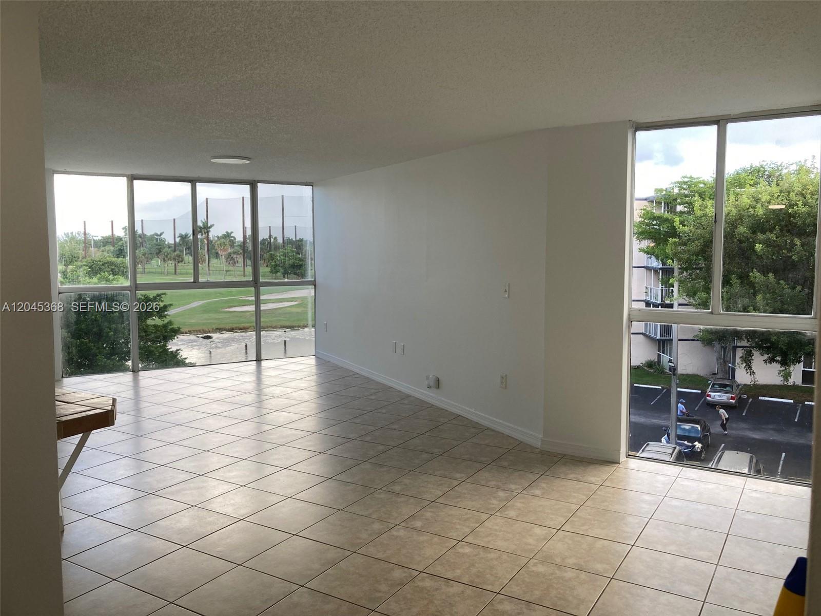 Residential Lease in Hialeah 4