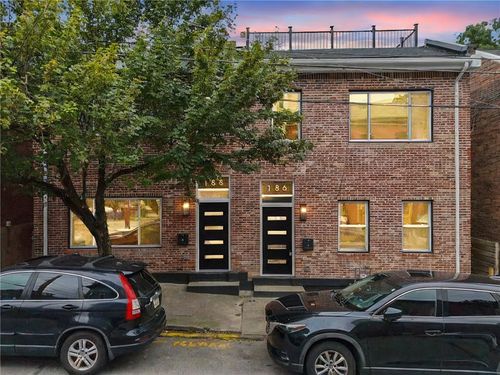 186 44th St, Pittsburgh, PA, 15201-3042 | Card Image