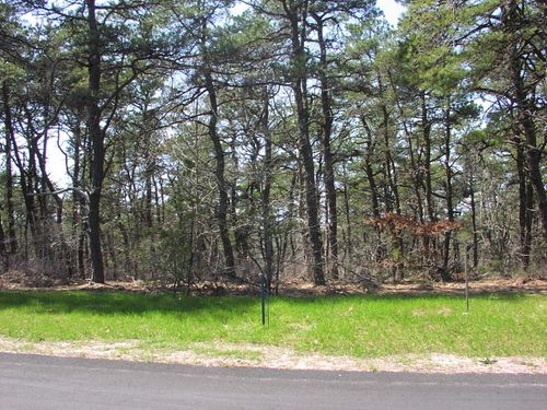 105 Howard Ct, Wellfleet, MA, 02667-8081 | Card Image