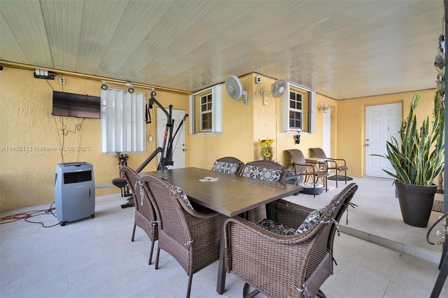 2021 Nw 185 Th Ter, House other with 3 bedrooms, 2 bathrooms and null parking in Miami Gardens FL | Image 27