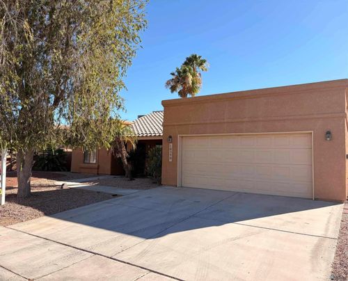 10390 S Fairway Dr, Yuma, AZ, 85367-9009 | Card Image
