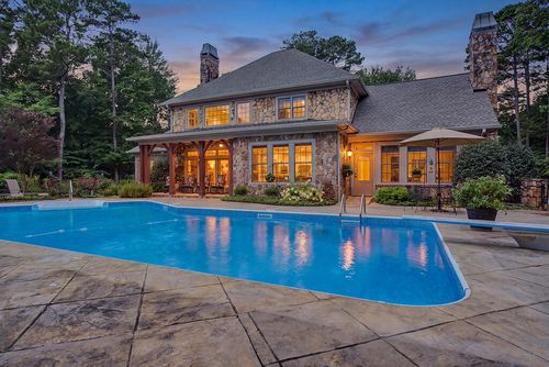 152 Jacob Hunter Ln, Ellijay, GA, 30536-6943 | Card Image