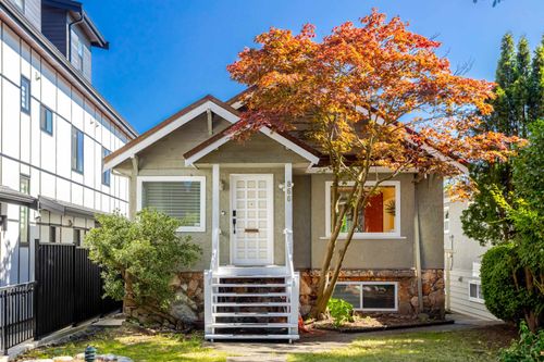 866 W 59th Ave, Vancouver, BC, V6P1X7 | Card Image