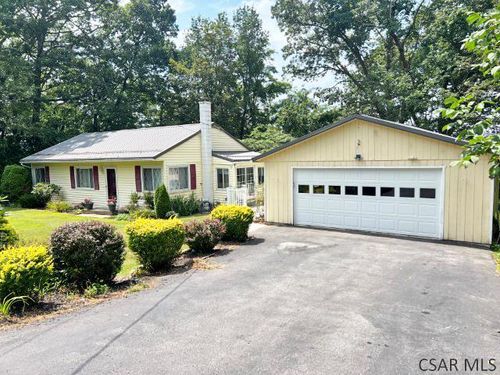 219 Suie St, Johnstown, PA, 15904-1827 | Card Image