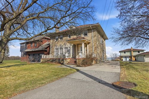 87 Biddle Ave, Wyandotte, MI, 48192-2510 | Card Image