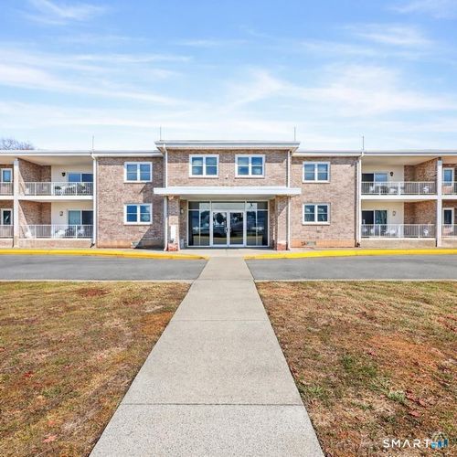 213-40 Chapel St, Milford, CT, 06460-8048 | Card Image
