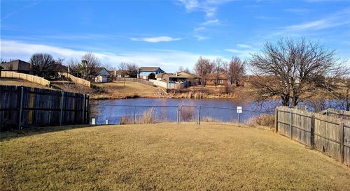2821 E Lake Dr, Norman, OK, 73071-1117 | Card Image