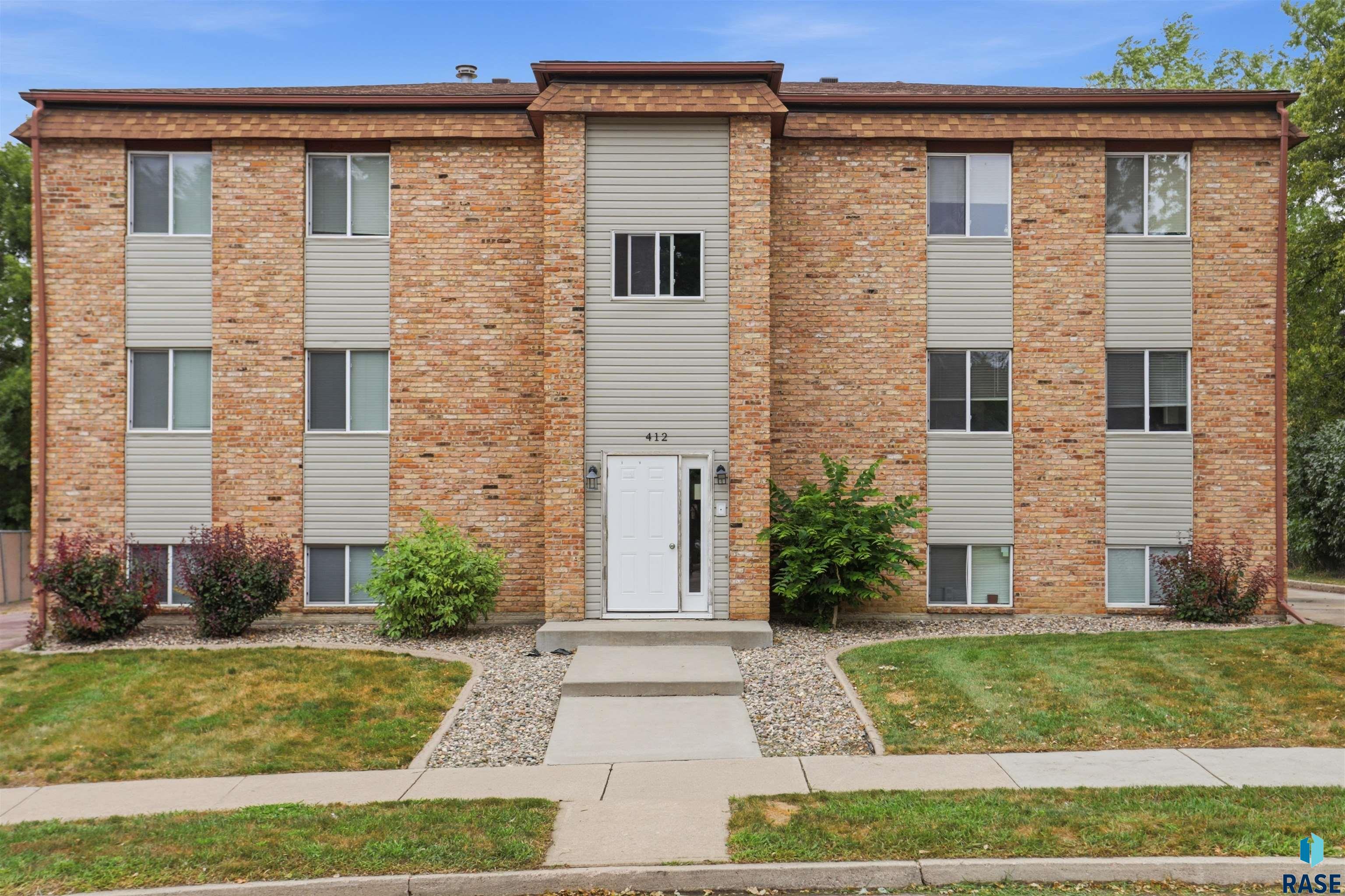 412 S Thompson Ave, Sioux Falls, SD 57103