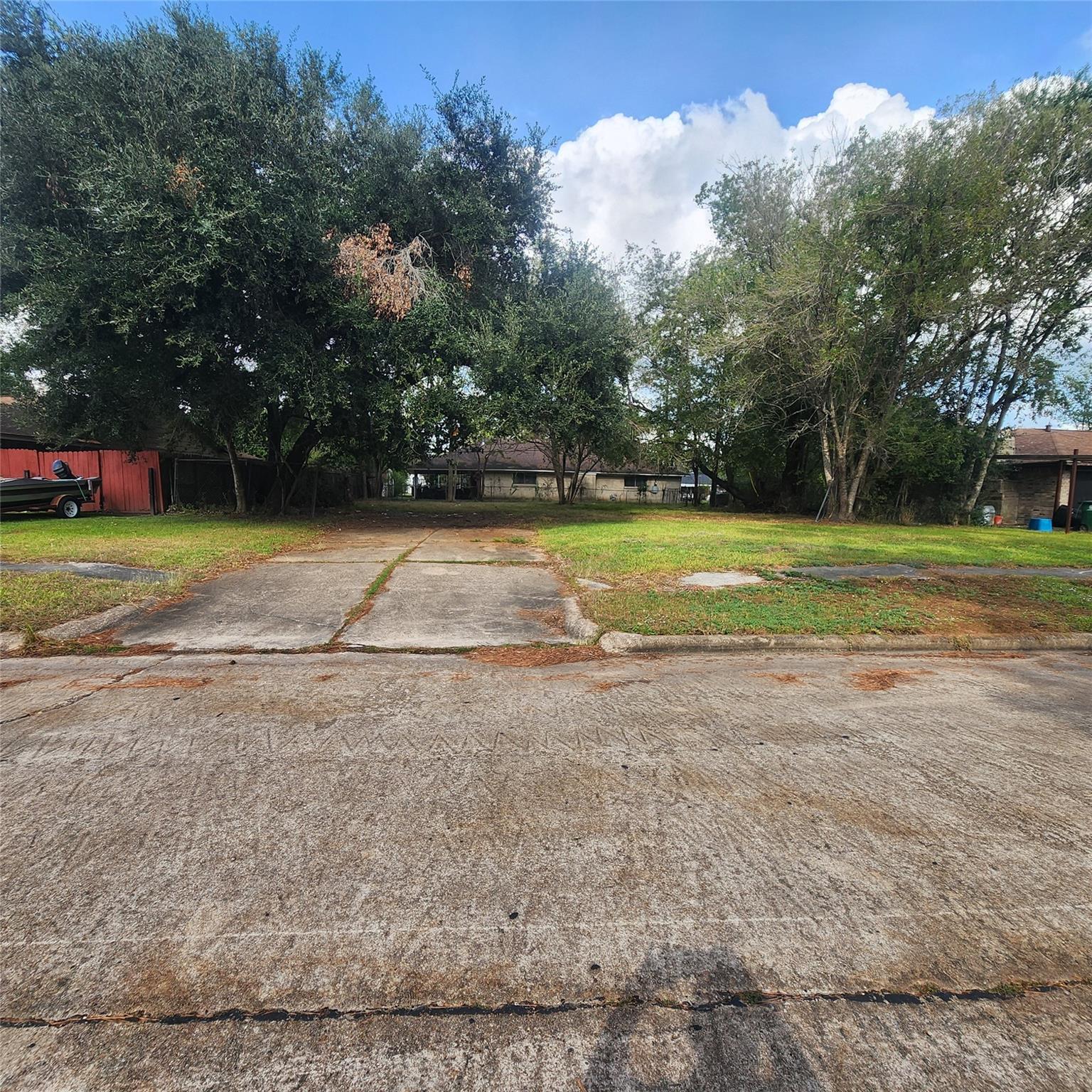 Land in Houston 2