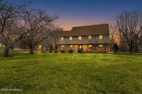 4 Douglas Dr, Holmdel, NJ, 07733-2253 | Card Image