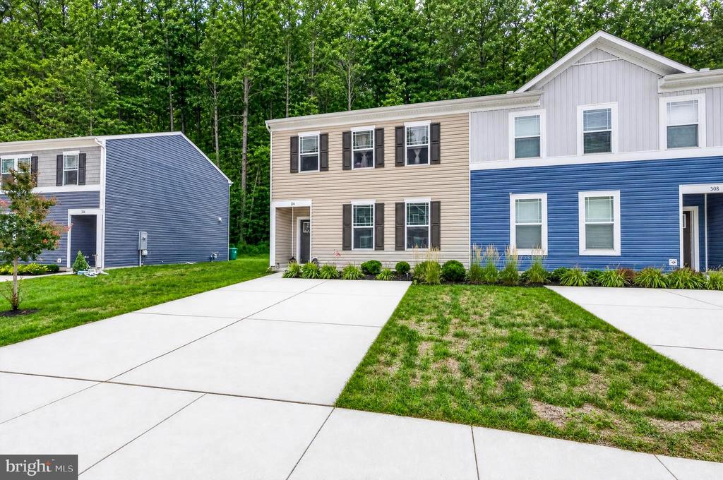Residential in MAGNOLIA 3