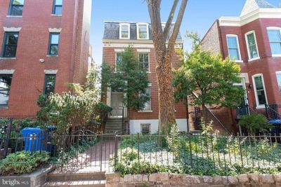 715 G Street Se, House other with 0 bedrooms, 1 bathrooms and null parking in WASHINGTON DC | Image 1