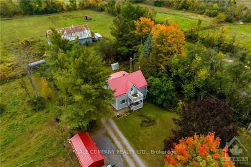 17660 Robinson'S Corners Rd, Maxville, ON, K0C1T0 | Card Image