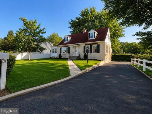 1128 Park Ave, BENSALEM, PA, 19020-4652 | Card Image