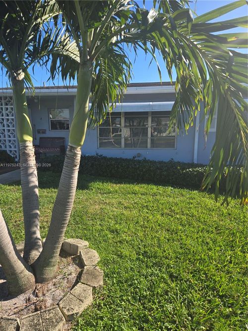 apt-b-150 South Blvd, Boynton Beach, FL, 33435-6879 | Card Image