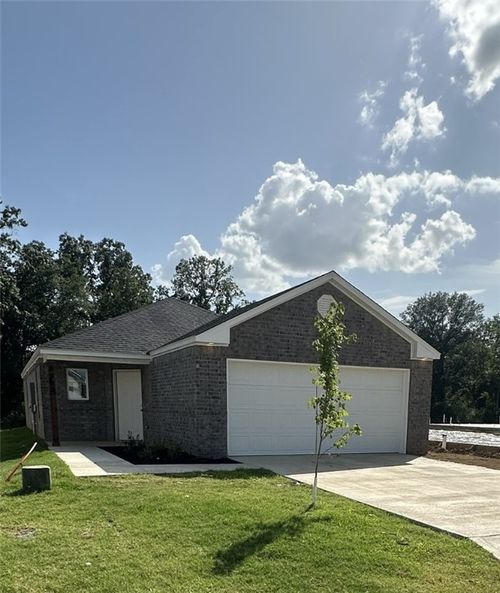 8900 Preston Wood Drive, Fort Smith, AR, 72916 | Card Image