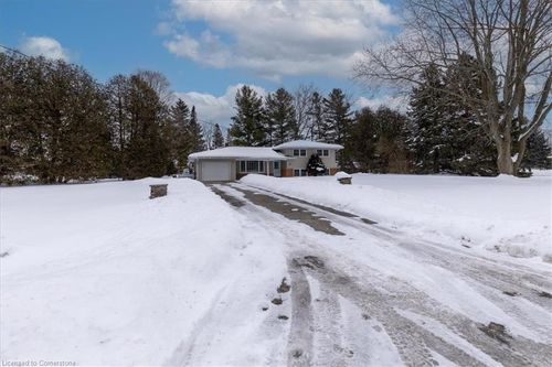 19 Greenwood Rd, Bloomingdale, ON, N0B1K0 | Card Image