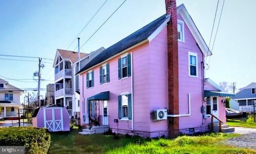 6261 Post Office St, CHINCOTEAGUE ISLAND, VA, 23336-2452 | Card Image