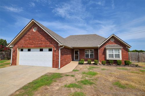 1505 Aspen Dr, Tahlequah, OK, 74464-6009 | Card Image