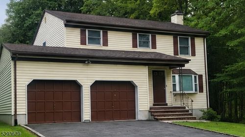 4 Deerfield Rd, Warren, NJ, 07059-5112 | Card Image