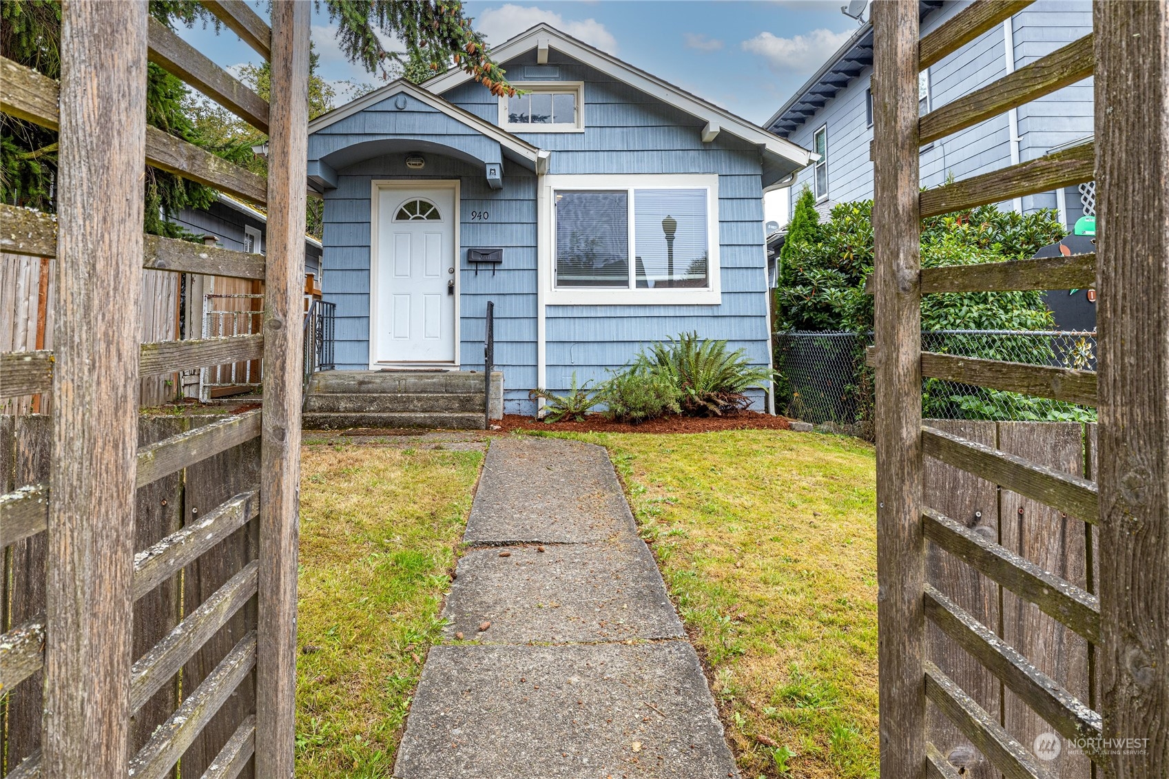 Cushman Ave, Tacoma, WA 98405