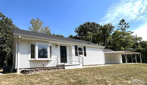 1411 Frontage Rd, Columbia, IL, 62236-3219 | Card Image
