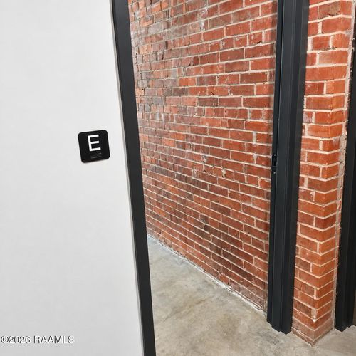 e-136 E Cypress St, Lafayette, LA, 70501-7024 | Card Image
