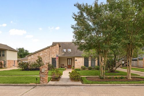 16513 Cornwall St, Jersey Village, TX, 77040-2045 | Card Image