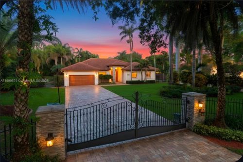 27320 Sw 153rd Ave, Homestead, FL, 33032-8147 | Card Image