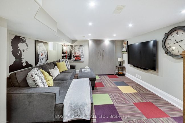 38 Earl Grey Rd, House attached with 3 bedrooms, 2 bathrooms and null parking in Toronto ON | Image 27