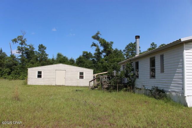 5929 Nichols Rd, House other with 3 bedrooms, 2 bathrooms and null parking in Bascom FL | Image 12