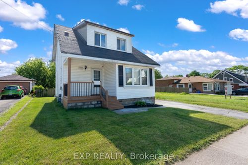 5932 Carlton Ave, Niagara Falls, ON, L2G5J5 | Card Image