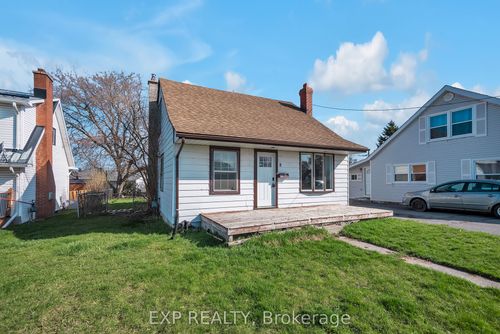 8 Jackson St, Trenton, ON, K8V1Z7 | Card Image