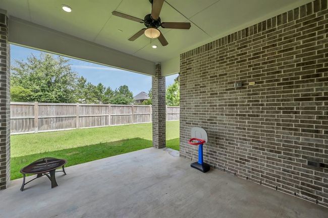 Covered back patio! | Image 42