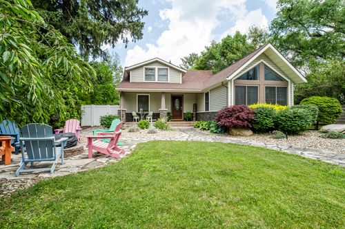 111 S Willard St, New Buffalo, MI, 49117-1378 | Card Image