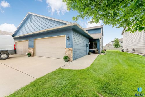 6710 S Tomar Rd, Sioux Falls, SD, 57108-8360 | Card Image