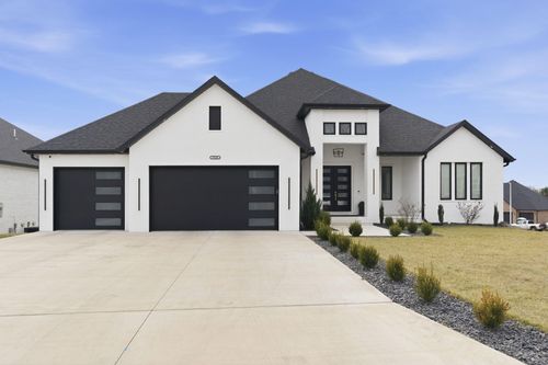 5510 E Wild Horse Dr, Springfield, MO, 65802-3727 | Card Image