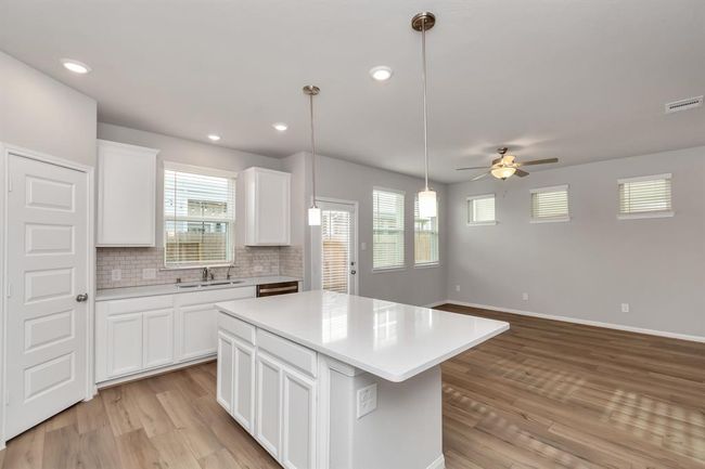 1526 Parkland Oak Dr, House other with 3 bedrooms, 3 bathrooms and 2 parking in Houston TX | Image 13