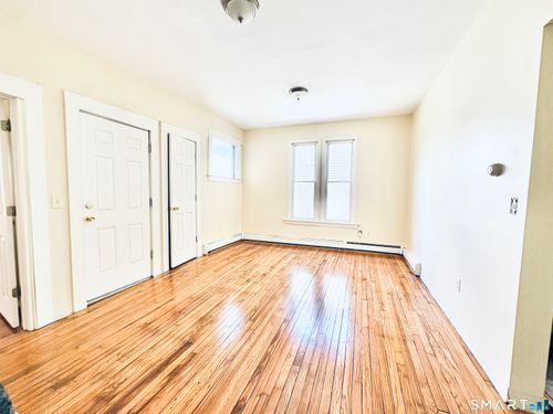 2-429 Baldwin St, Waterbury, CT, 06706-1300 | Card Image