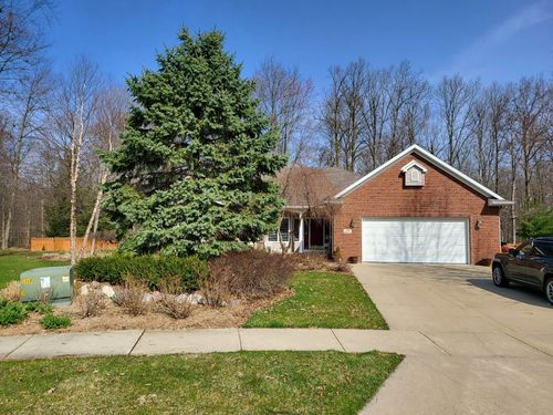 11380 Holly Ct, Fowler, MI, 48835-9142 | Card Image