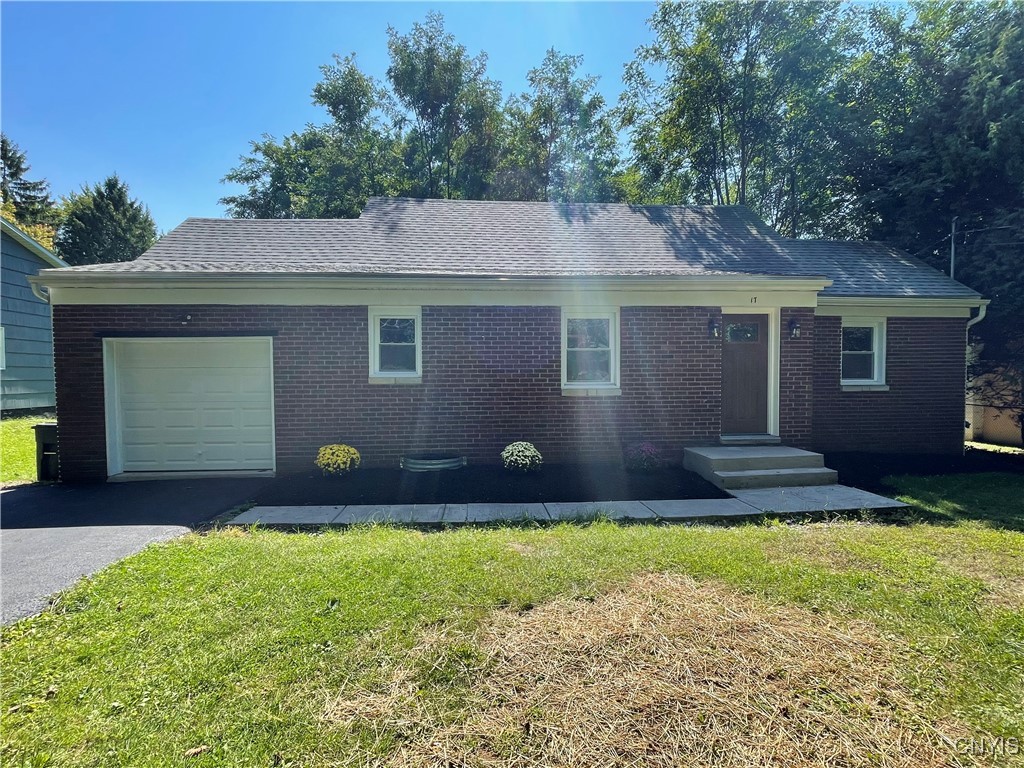 Brown St, Baldwinsville, NY 13027