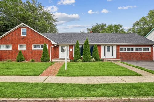 382 Amherst St, East Orange, NJ, 07018-1805 | Card Image