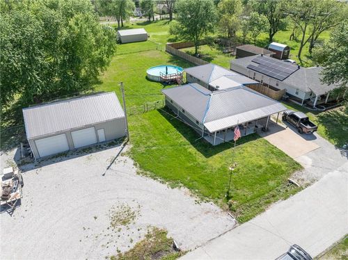 816 E Lincoln St, Clinton, MO, 64735-1752 | Card Image