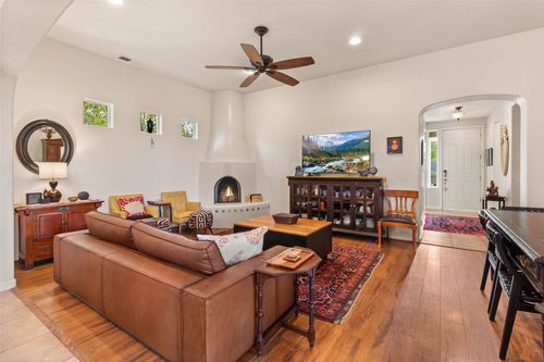 7 Cibolita Peak, Santa Fe, NM, 87508-1466 | Card Image