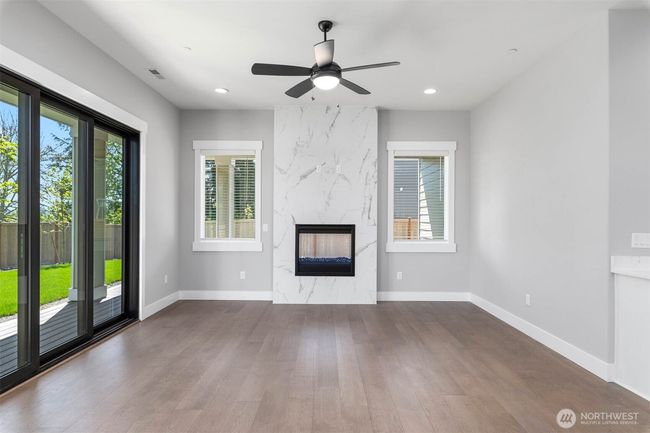 9501 38 Th St E, House other with 5 bedrooms, 4 bathrooms and 2 parking in Edgewood WA | Image 8