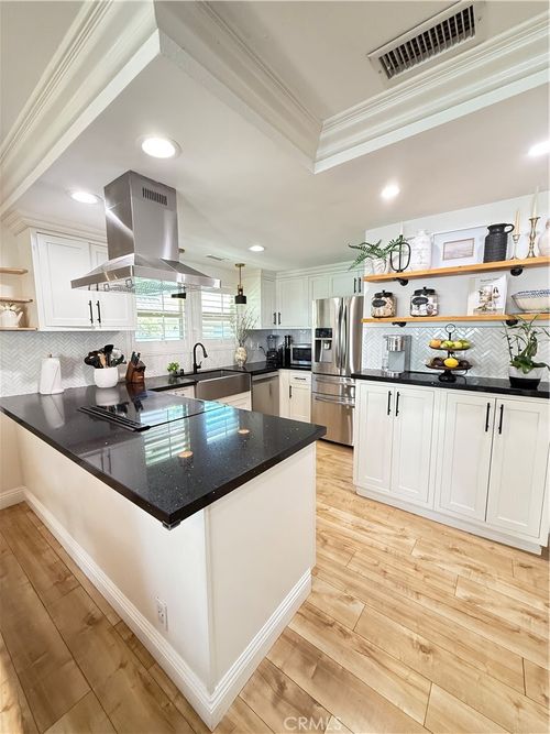 2244 Beechnut Rd, Tustin, CA, 92780-6802 | Card Image